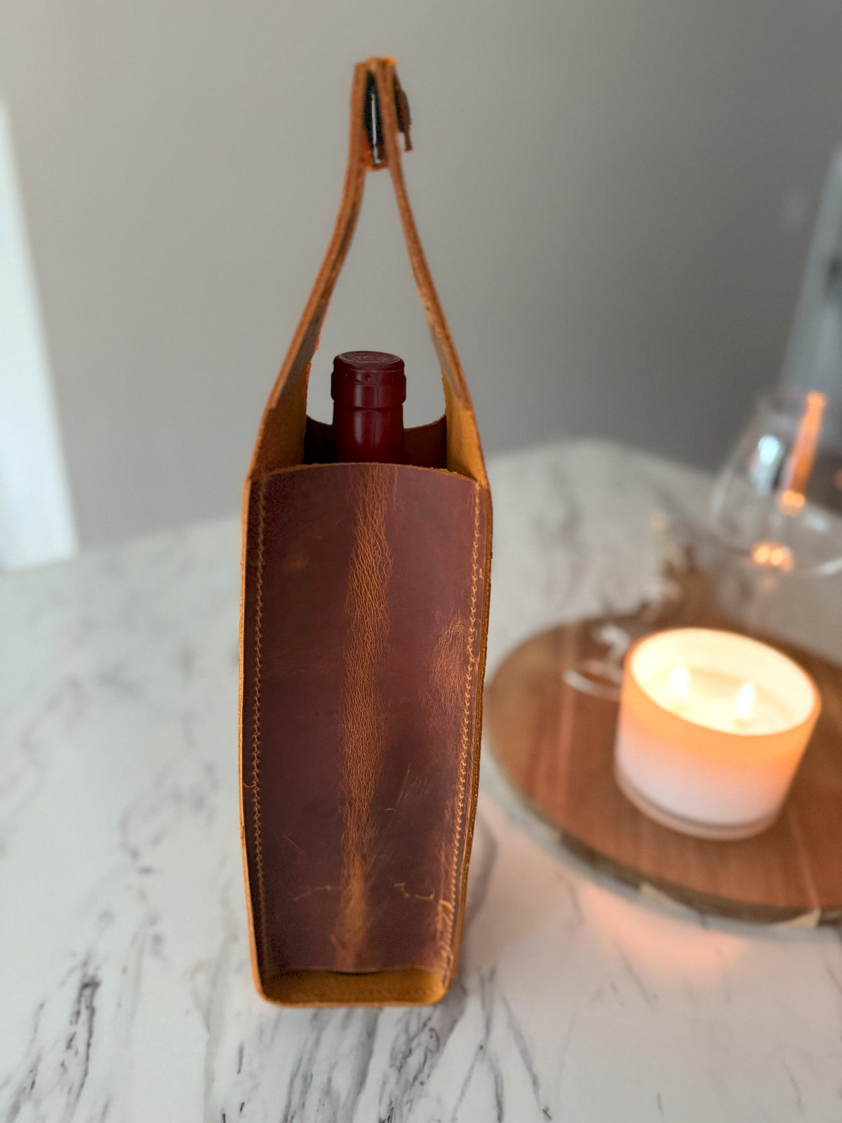 Personalized Leather Wine Bag – Handmade Wine Bottle Carrier